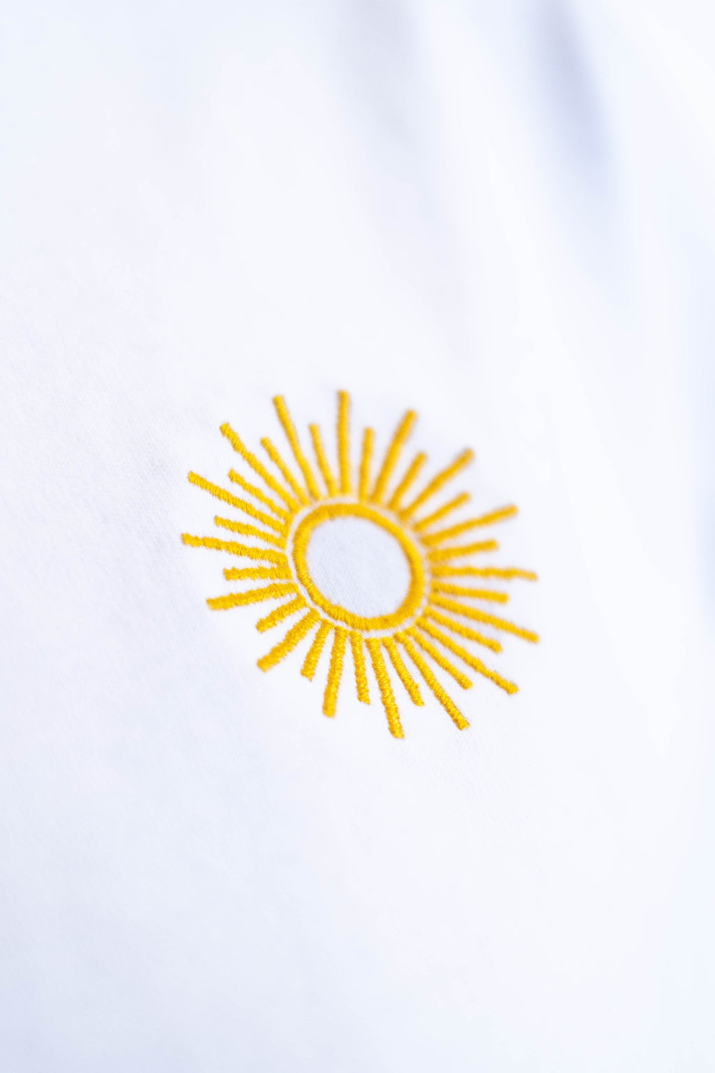 Oversized Tee „Sun“ - Weiß