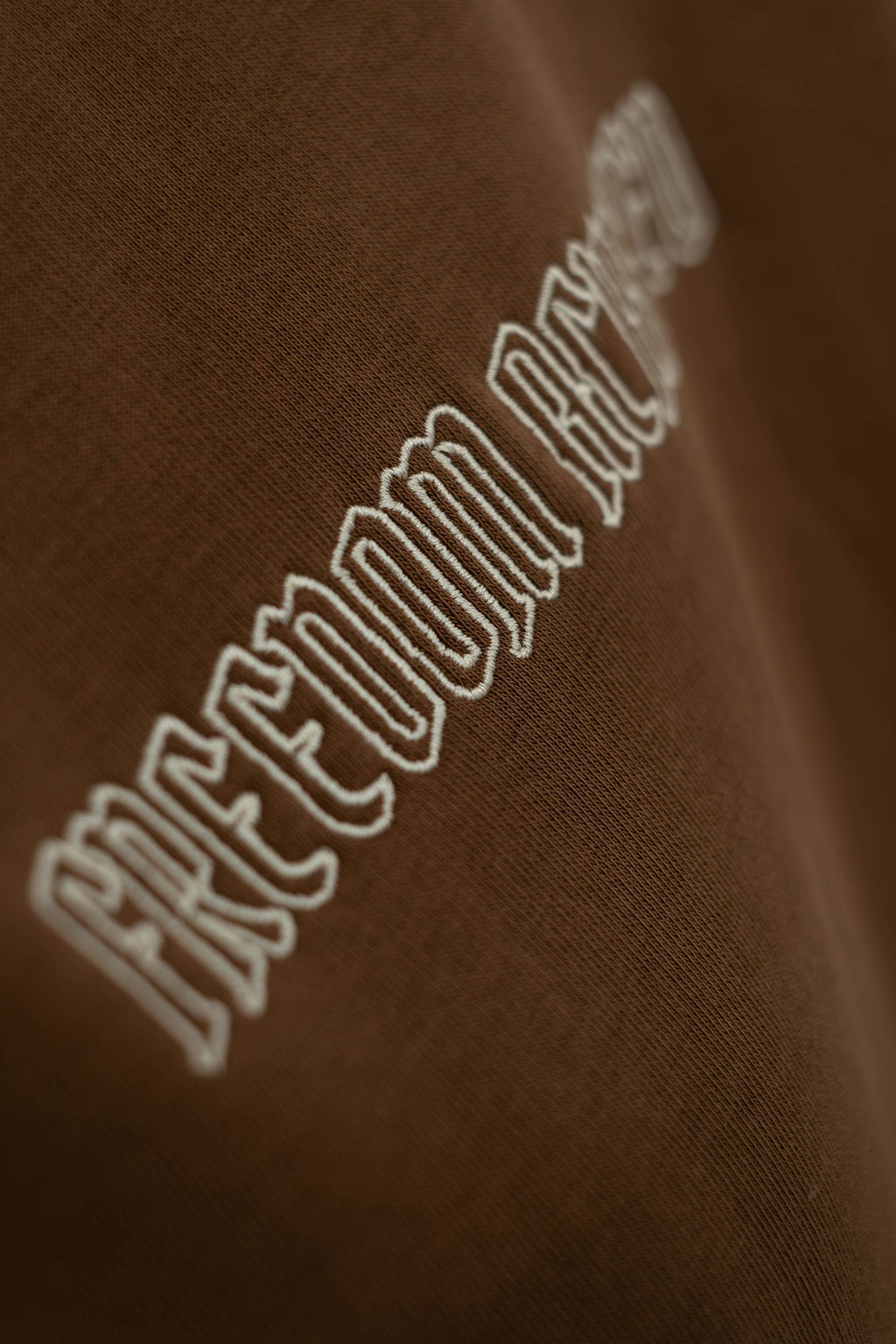 Oversized Cropped Zipper „Freedom" - Brown