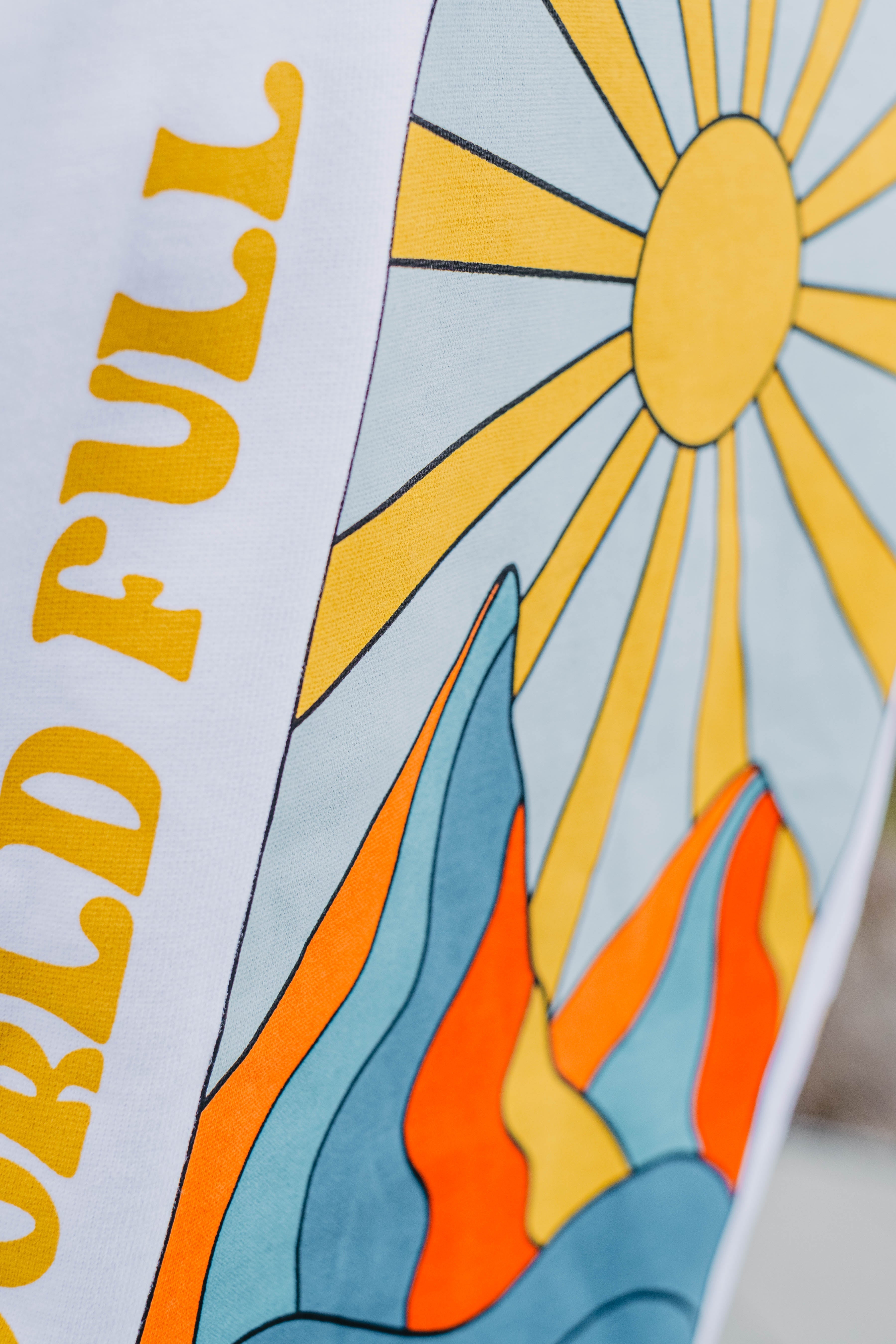 Oversized Tee „Sun“ - Weiß